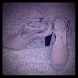 Kendra Charm Peep Toe Ankle Strap Sandals